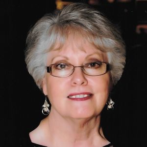 Meet your Posher, Deitra